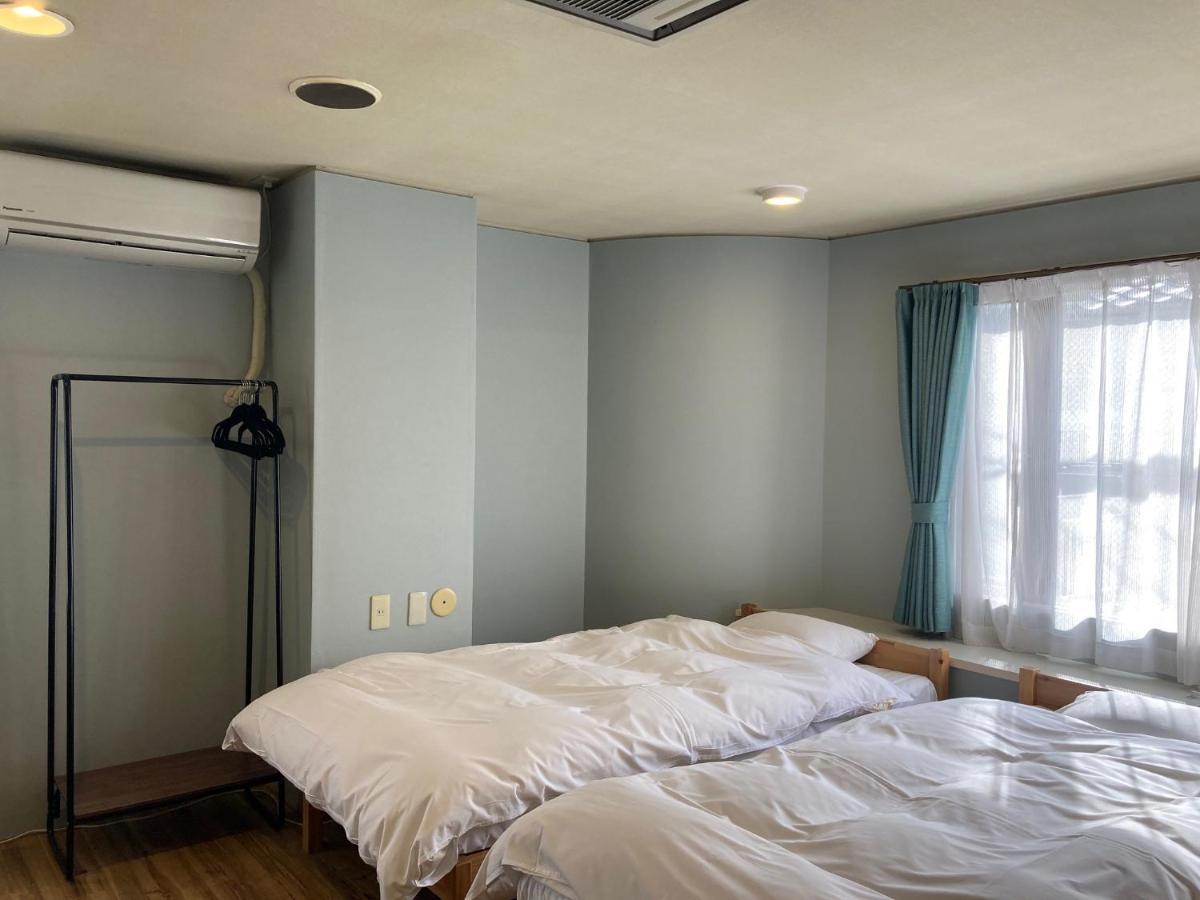 J-Hoppers Beppu Guesthouse ジェイホッパーズ別府ゲストハウス Экстерьер фото
